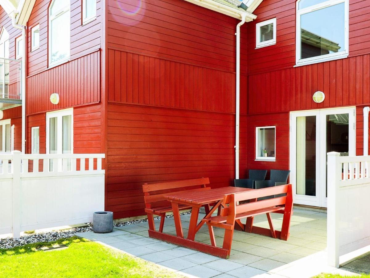 6 Person Holiday Home In Hadsund Exteriör bild